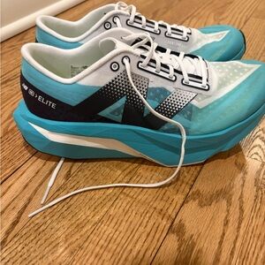 New Balance Supercomp Elite v4